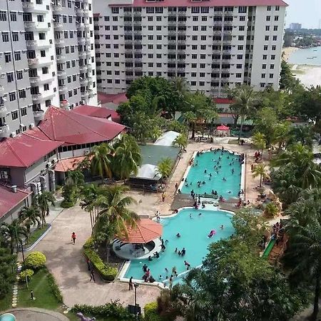 Private,Glory Beach Resort Port Dickson-Negeri Sembilan Екстериор снимка